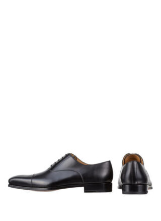 Magnanni Schnürer, Schwarz