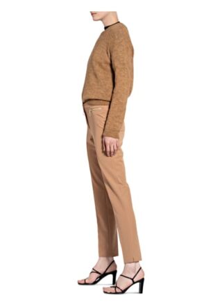 Betty Barclay Hose, Braun