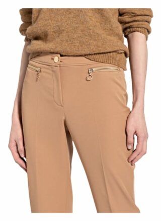 Betty Barclay Hose, Braun