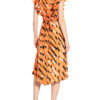 Damsel in A Dress Kleid Drina in Wickeloptik, Orange
