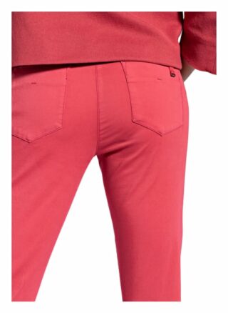 Luisa Cerano Chino, Pink