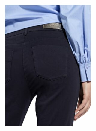 Luisa Cerano Hose, Blau