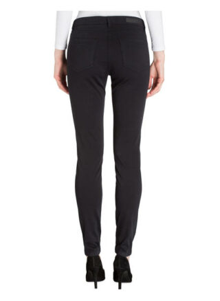 Luisa Cerano Hose, Schwarz