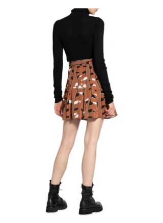 Reiss Rock Abigail, Rot
