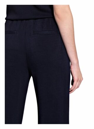 Someday Hose Cenya, Blau