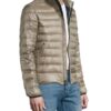 Blauer Jacke gruen