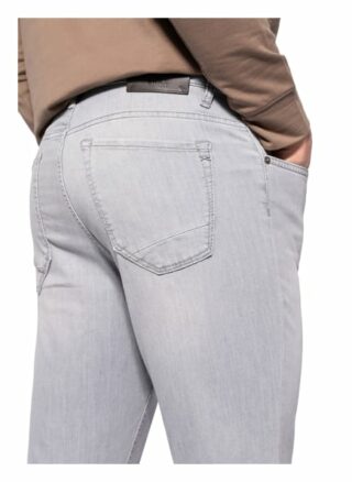 Brax Jeans Chuck Modern Fit grau