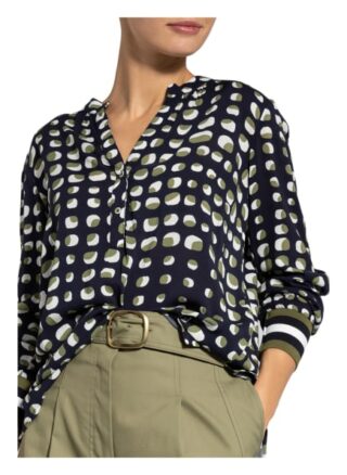 Emily Blusenshirt blau