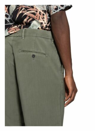 Myths Shorts gruen