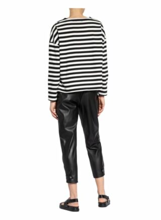 One More Story Longsleeve schwarz