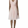 APART Chiffonkleid mit tiefen V-Ausschnitten, Beige