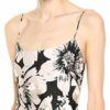 Adrianna Papell Abendkleid im BIAS-Schnitt mit Blumenmuster, Schwarz