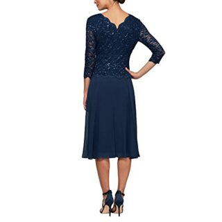Alex Evenings Teelanges Abendkleid mit Paillettenmuster, Blau