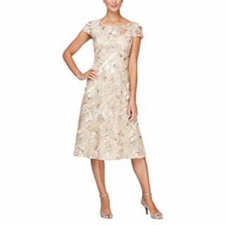 Alex Evenings Teelanges Kleid in Übergröße mit Blumen, Pink