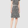 Comma 85.899.82.1049 Ausgestelltes Kleid, Bunt