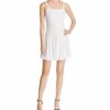 Three Dots Mini Kleid mit gewebten Ösen, Weiß