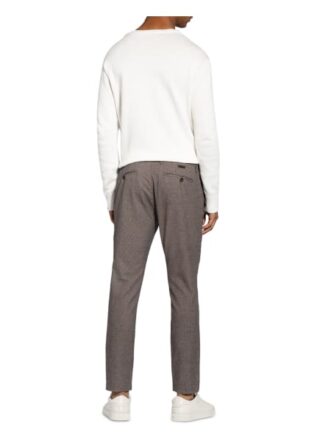 Alberto Rob Chino Herren, Braun