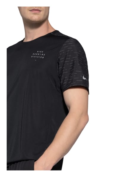 Nike Dri-Fit Rise 365 Run Division T-Shirt Herren, Schwarz