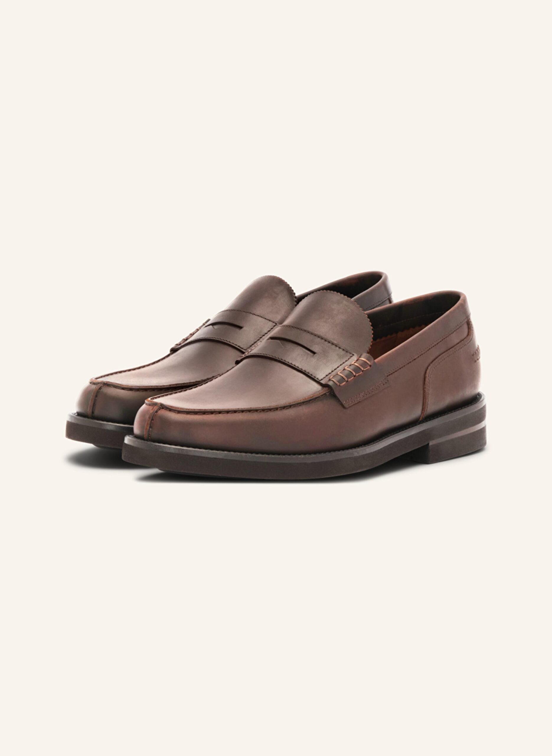 Lottusse Loafer aus leder – hochwertiger Herrenschuh für Smart Casual Looks Brauner Lottusse Daytona Moccasin aus Leder